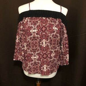 Women’s off the shoulder spaghetti strap top NWT